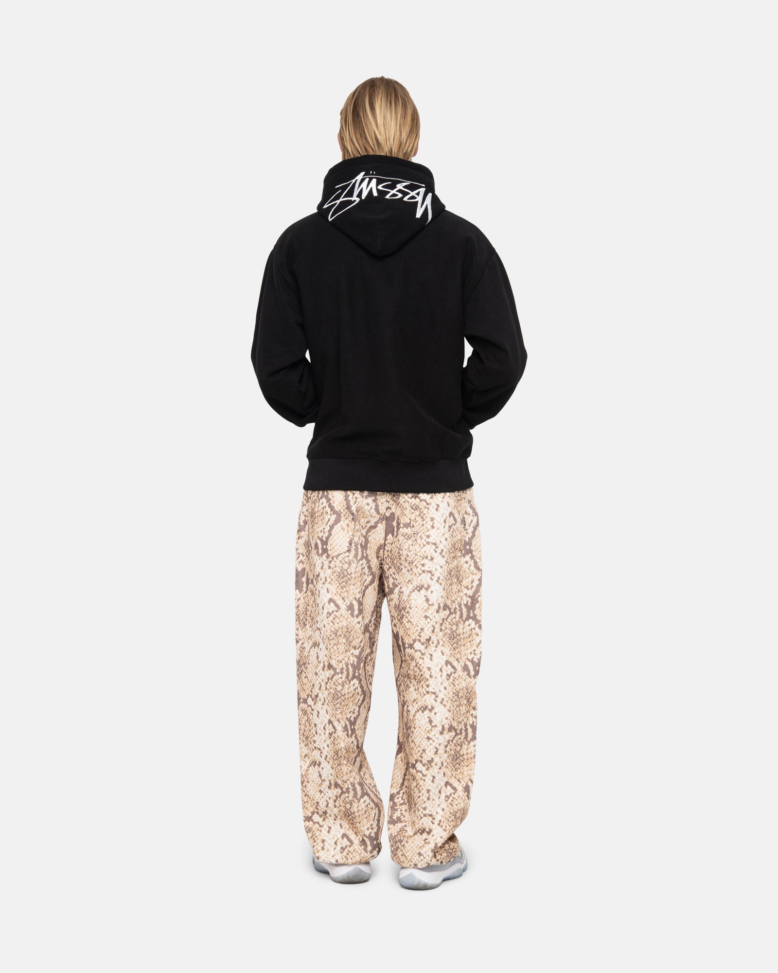 BACK HOOD APPLIQUE HOODIE