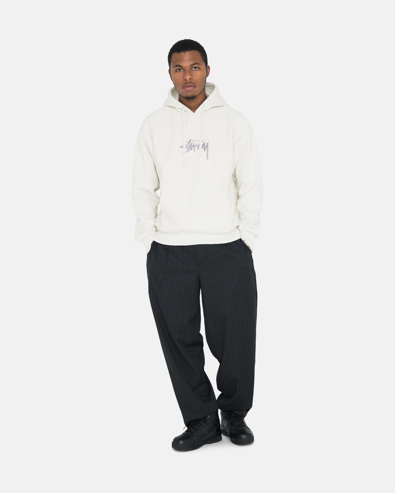 STOCK LOGO APPLIQUE HOODIE