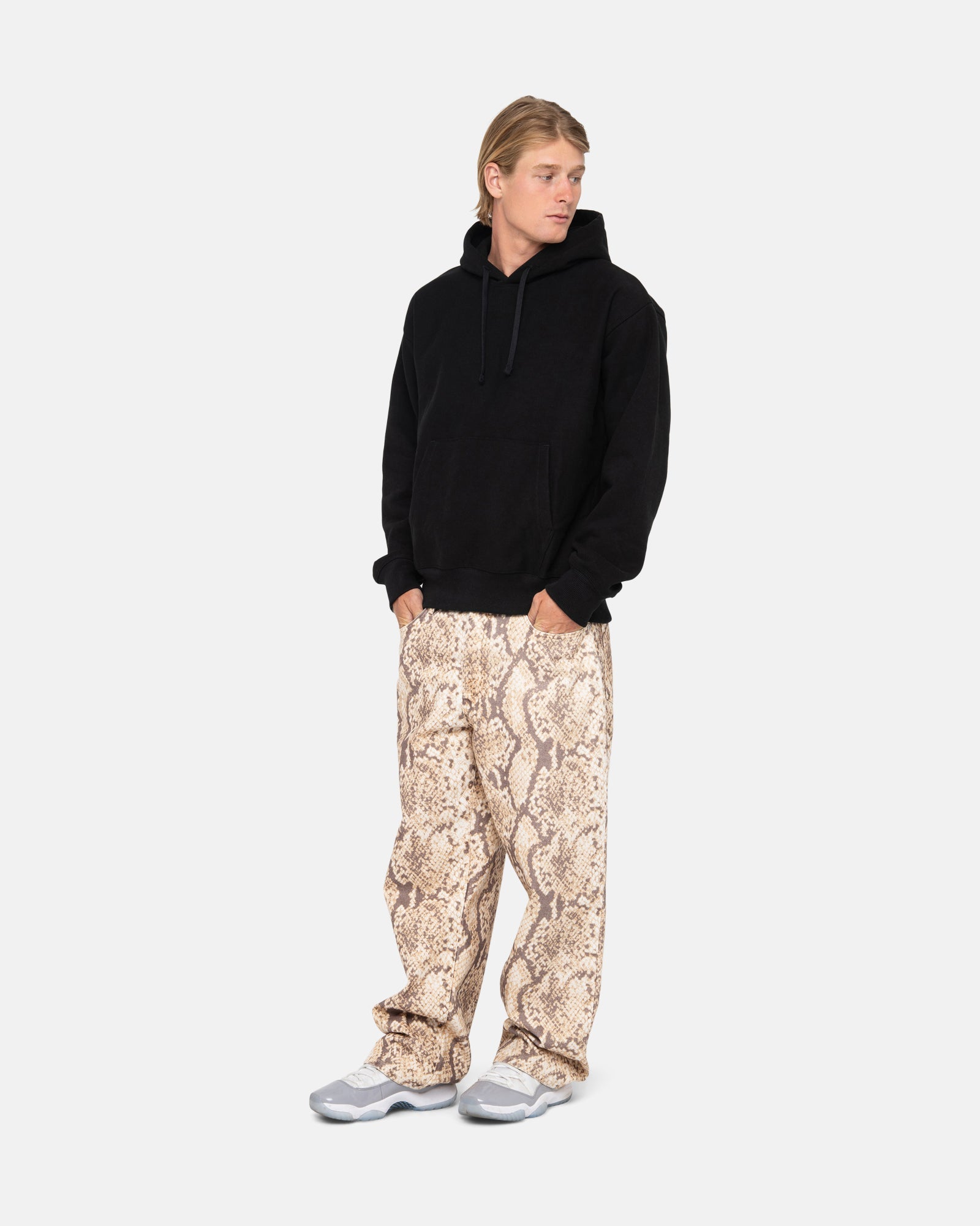 BACK HOOD APPLIQUE HOODIE